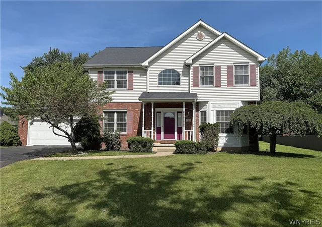 1st image of 193 Meadow Spring Ln, East Amherst, NY 14051 | MLS# B1684528