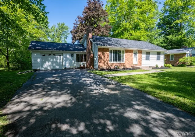 1st image of 45 James Pl, Orchard Park, NY 14127 | MLS# B1687937