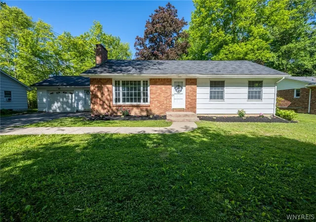 2nd image of 45 James Pl, Orchard Park, NY 14127 | MLS# B1687937