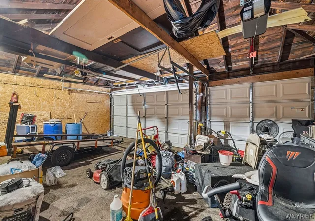 36th image of 534 12th St, Niagara Falls, NY 14301 | MLS# B1687870