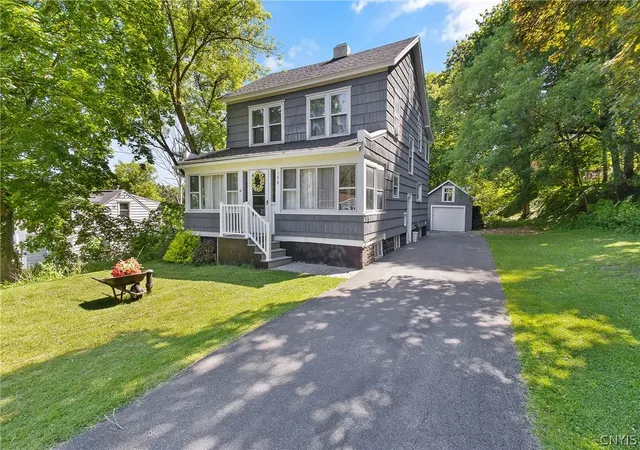 1st image of 108 Huntington Rd, Syracuse, NY 13219 | MLS# S1686430