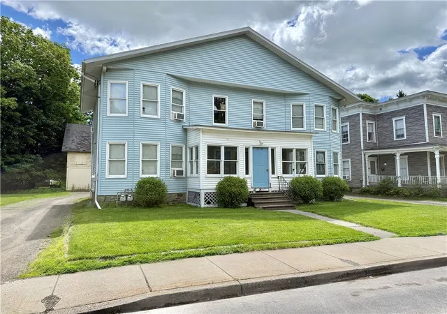 33rd image of 38 40 Cliff St, Oneonta, NY 13820 | MLS# R1687928