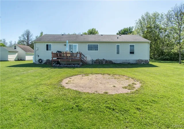 Homes for sale in Cape Vincent, NY | 694 S James St, Cape Vincent, NY 13618 | MLS# S1687716