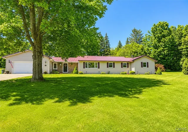 Homes for sale in Cortland, NY | 3975 Northway Dr, Cortland, NY 13045 | MLS# S1687963