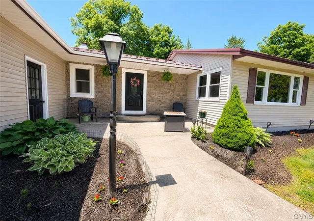 Homes for sale in Cortland, NY | 3975 Northway Dr, Cortland, NY 13045 | MLS# S1687963