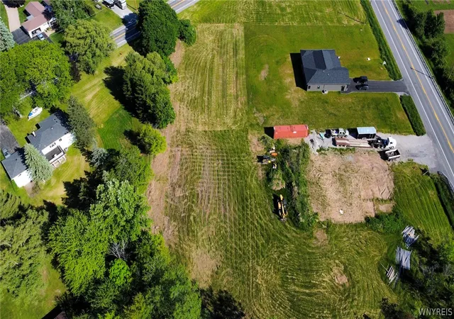 14th image of 4200 Johnson Rd, Lockport Town, NY 14094 | MLS# B1687470