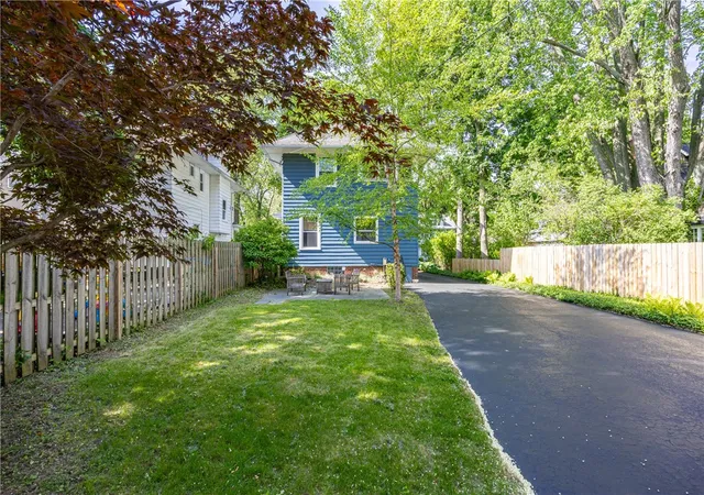 5th image of 145 Leland Rd, Irondequoit, NY 14617 | MLS# R1687746