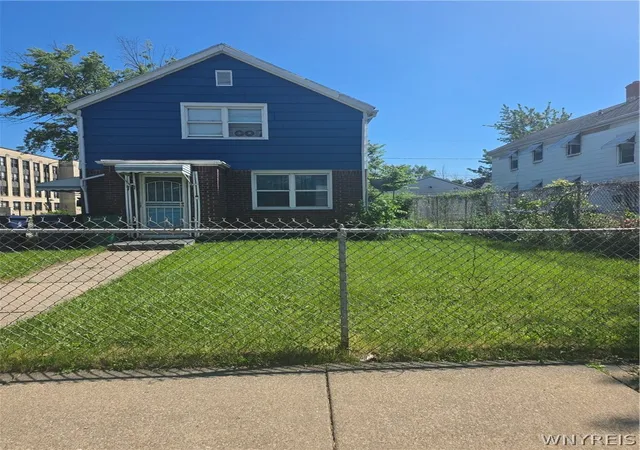 Photo 2 of Multi family home for sale at 77 Oakmont Ave, Buffalo, NY 14215 | MLS# B1688006 | Listing updated on 2026-06-06