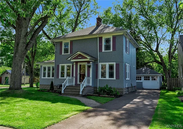 2nd image of 277 Sycamore St, East Aurora, NY 14052 | MLS# B1687448