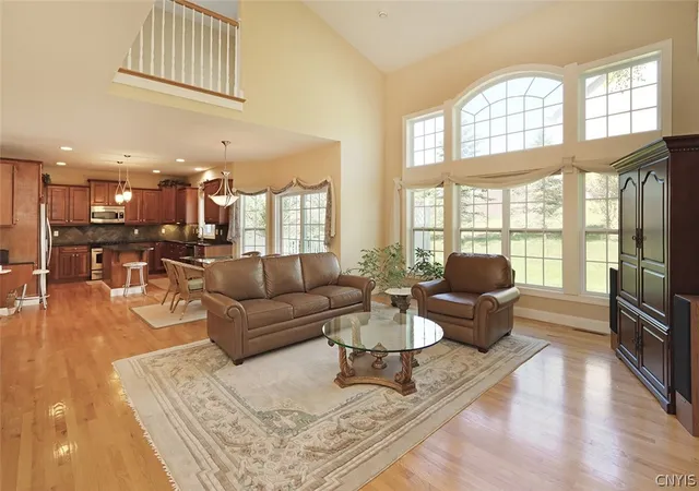 Homes for sale in De Witt, NY | 5031 Yellow Wood Pkwy, De Witt, NY 13078 | MLS# S1687420