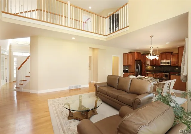 Homes for sale in De Witt, NY | 5031 Yellow Wood Pkwy, De Witt, NY 13078 | MLS# S1687420