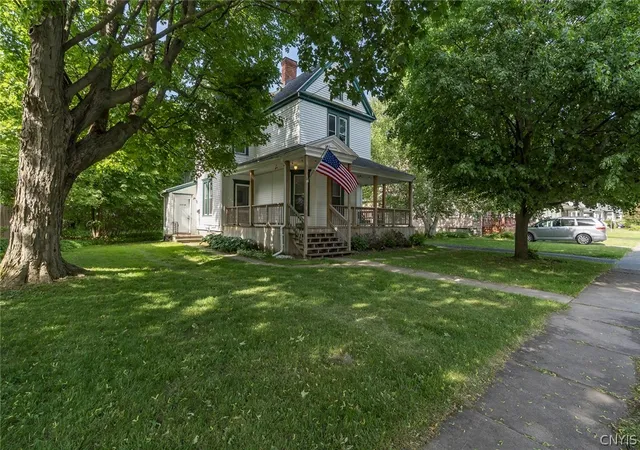 Homes for sale in Watertown City, NY | 117 Bowers Ave, Watertown City, NY 13601 | MLS# S1685551