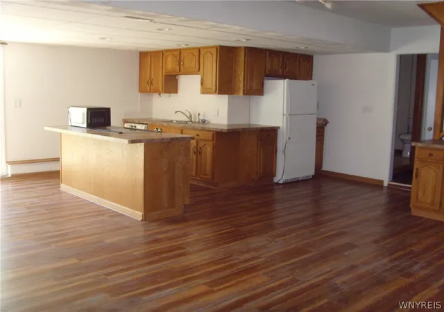 5th image of 40 Princeton Pl, Orchard Park, NY 14127 | MLS# B1688116