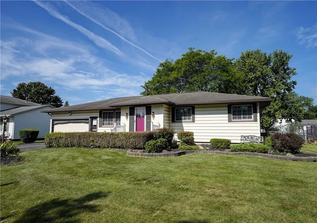 Photo 2 of Sale Pending at 23 Capri Dr, Rochester, NY 14624 | MLS# R1687924 | Listing updated on 2026-07-26