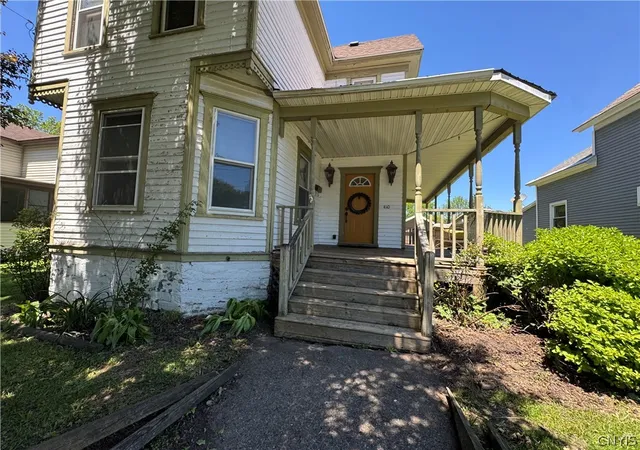 Photo 2 of Sale Pending at 410 Washington Ave, Oneida, NY 13421 | MLS# S1687649 | Listing updated on 2026-07-20