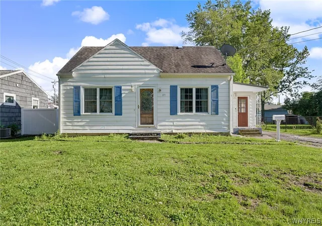 1st image of 109 Summit Ave, West Seneca, NY 14224 | MLS# B1682685