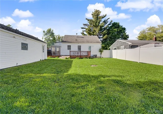 22nd image of 109 Summit Ave, West Seneca, NY 14224 | MLS# B1682685
