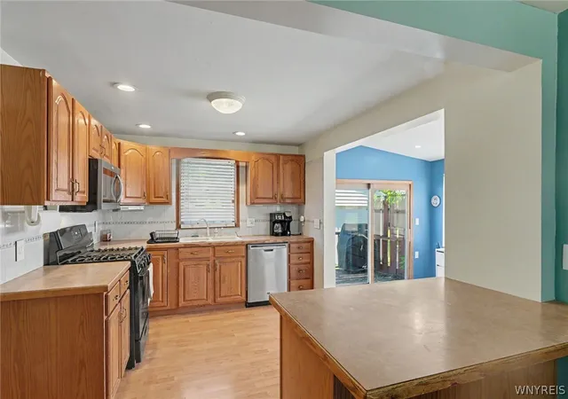 5th image of 109 Summit Ave, West Seneca, NY 14224 | MLS# B1682685