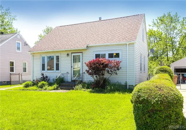 24th image of 105 Nokomis Pkwy, Buffalo, NY 14225 | MLS# B1687956
