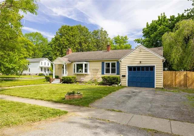 Homes for sale in Canandaigua City, NY | 155 Granger St, Canandaigua City, NY 14424 | MLS# R1687885