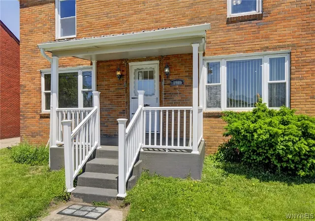 Homes for sale in Cheektowaga, NY | 3410 Genesee St, Cheektowaga, NY 14225 | MLS# B1688048