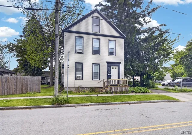 Homes for sale in Utica, NY | 613 Spring St W, Utica, NY 13502 | MLS# S1685501