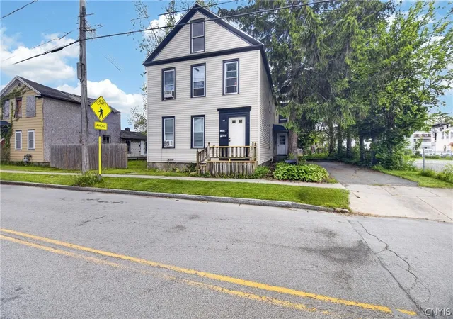 Homes for sale in Utica, NY | 613 Spring St W, Utica, NY 13502 | MLS# S1685501