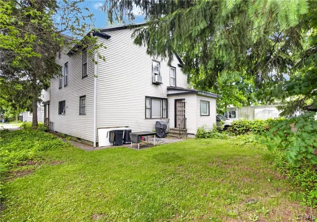 Homes for sale in Utica, NY | 613 Spring St W, Utica, NY 13502 | MLS# S1685501
