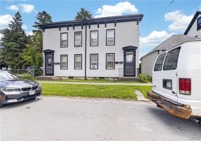 Homes for sale in Utica, NY | 811 Huntington St #809, Utica, NY 13502 | MLS# S1685517