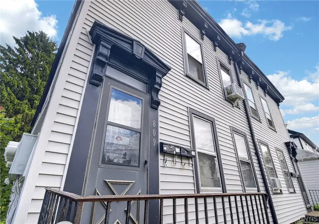 Homes for sale in Utica, NY | 811 Huntington St, Utica, NY 13502