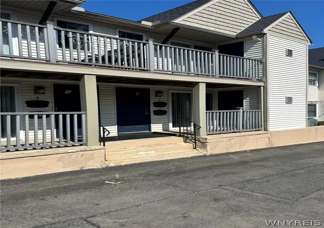 3rd image of 770 W Ferry St #7A, Buffalo, NY 14222 | MLS# B1686653