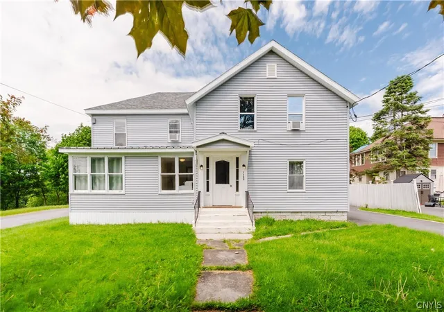 Homes for sale in Watertown City, NY | 1133 State St, Watertown City, NY 13601 | MLS# S1685932