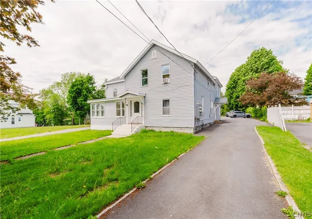3rd image of 1133 State St, Watertown, NY 13601 | MLS# S1685932