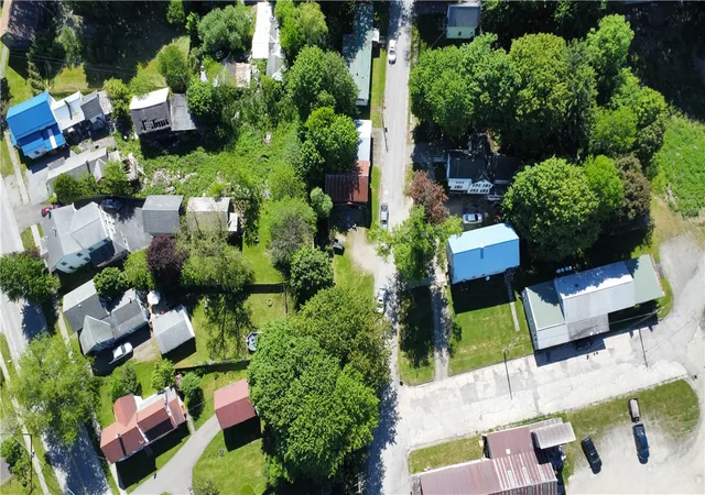 23rd image of 23 Academy St, New Berlin, NY 13411 | MLS# R1682420
