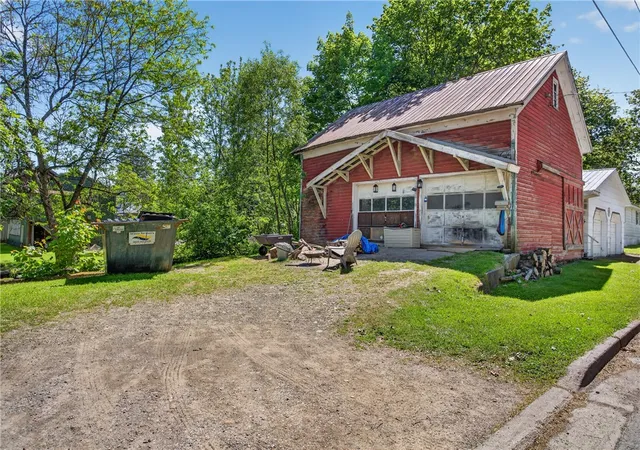 3rd image of 25 Academy St, New Berlin, NY 13411 | MLS# R1682419