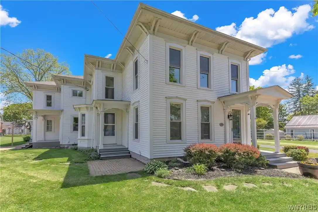 Photo 1 of Single family home for sale at 520 Main St, Youngstown, NY 14174 | MLS# B1666326 | Listing updated on 2026-08-27