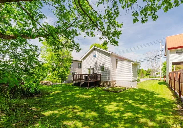 Photo 5 of Single family home for sale at 142 Church St, Alexandria Bay, NY 13607 | MLS# S1687330 | Listing updated on 2026-07-13