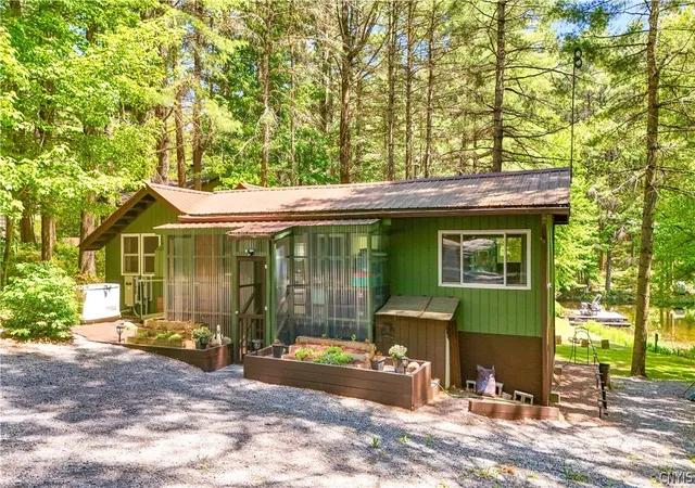 Photo 1 of Single family home for sale at 7674 N Shore Rd, Glenfield, NY 13343 | MLS# S1688018 | Listing updated on 2026-07-22
