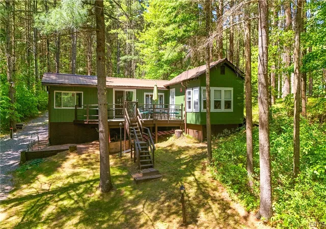 Photo 2 of Single family home for sale at 7674 N Shore Rd, Glenfield, NY 13343 | MLS# S1688018 | Listing updated on 2026-07-22