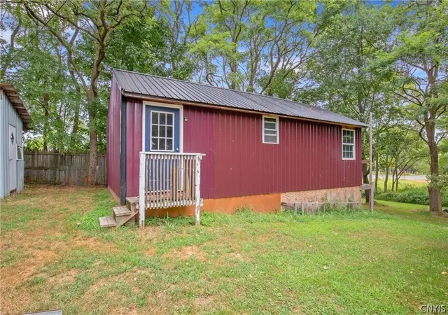 Homes for sale in Palermo, NY | 13 Clifford Rd, Palermo, NY 13069 | MLS# S1688223