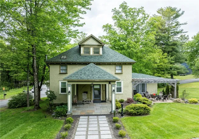 Photo 3 of Single family home for sale at 8 Van Dyke Ave, Stamford, NY 12167 | MLS# R1688062 | Listing updated on 2026-07-19
