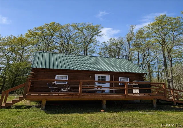 Homes for sale in Albion, NY | 55 Castor Rd, Albion, NY 13142 | MLS# S1688264