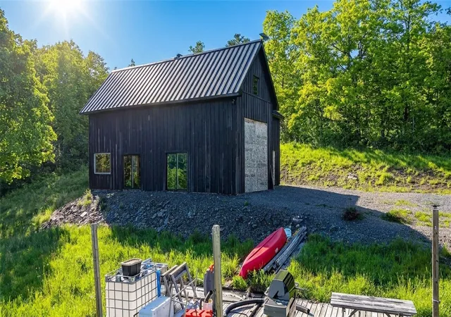 3rd image of 1010 Cheese Hill Rd, Rensselaerville, NY 12147 | MLS# R1687241