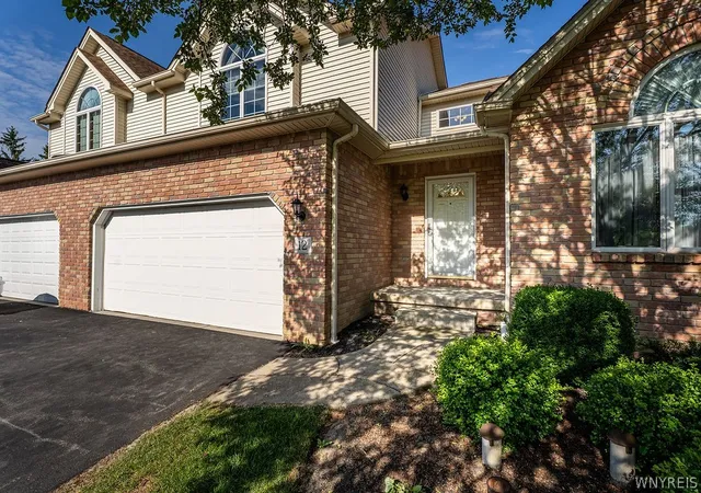 1st image of 12 Pineview Ct, Buffalo, NY 14224 | MLS# B1687167