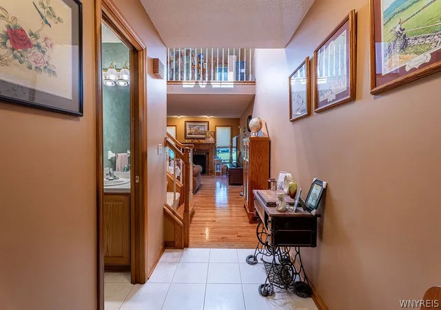 4th image of 12 Pineview Ct, Buffalo, NY 14224 | MLS# B1687167