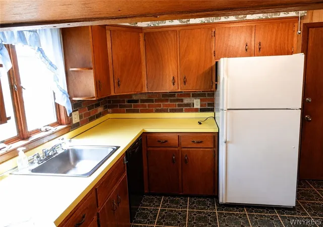 Photo 3 of Sale Pending at 63 Mark Ave, Hamburg, NY 14075 | MLS# B1688140 | Listing updated on 2026-06-23