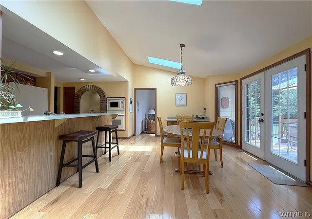 5th image of 195 Randwood Dr, Getzville, NY 14068 | MLS# B1687655