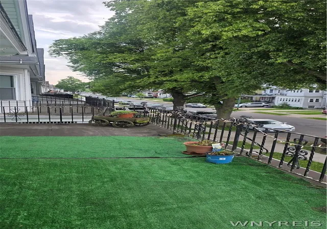 Photo 3 of Sale Pending at 87 Hayden St, Buffalo, NY 14210 | MLS# B1687789 | Listing updated on 2026-06-23