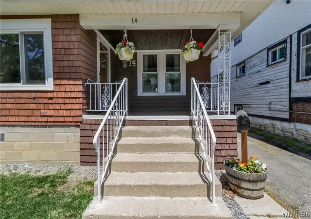 Photo 3 of Sale Pending at 14 Donaldson Rd, Buffalo, NY 14208 | MLS# B1687903 | Listing updated on 2026-06-22