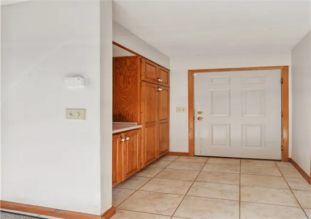 Photo 3 of Single family home for sale at 1053 Chambers Rd, Horseheads, NY 14845 | MLS# R1688336 | Listing updated on 2026-07-31
